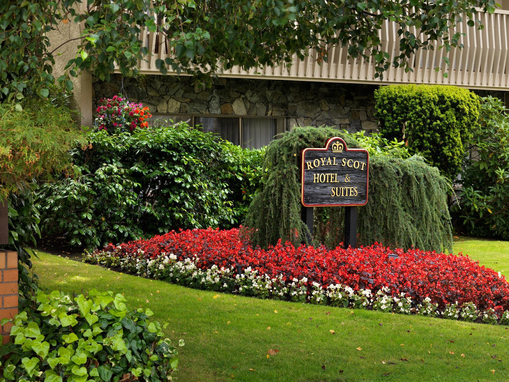 Royal Scot Hotel & Suites Виктория Экстерьер фото