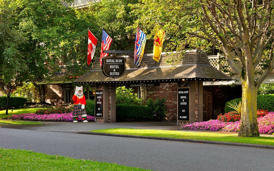 Royal Scot Hotel & Suites Виктория Экстерьер фото